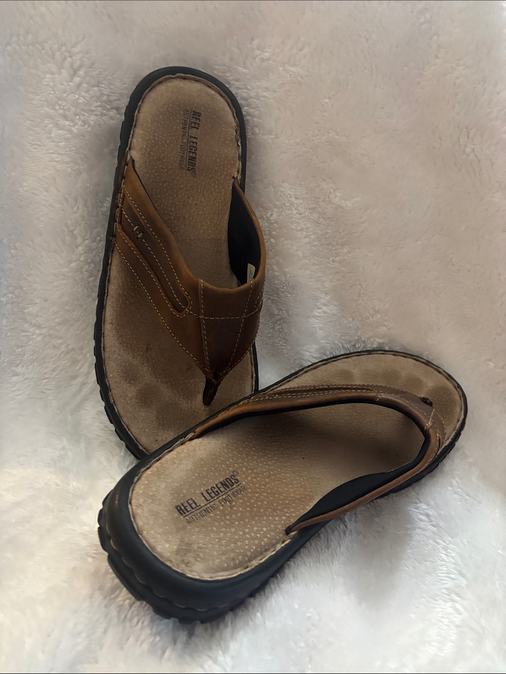 Reel Legends Men’s Brown Leather Flip-Flop Sandals
